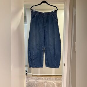 GAP Ultrasoft Mid Rise Easy Horseshoe Jeans